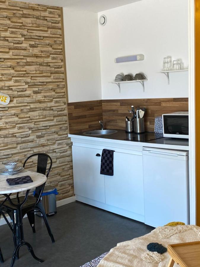 House A Bord De * Sangatte